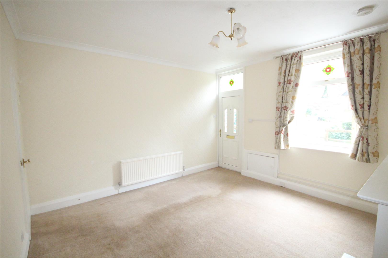2 bedroom terraced house For Sale in Barnoldswick - IMG_8319.jpg